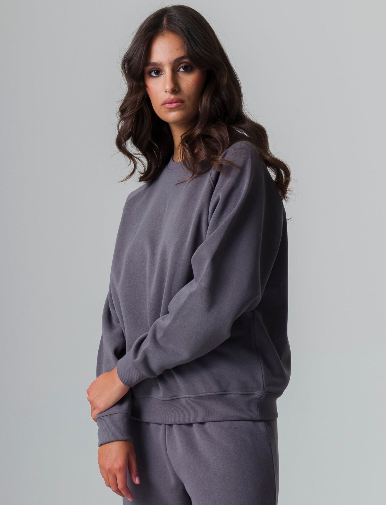 Woman's long sleeve crew neck sweatshirt - Grey