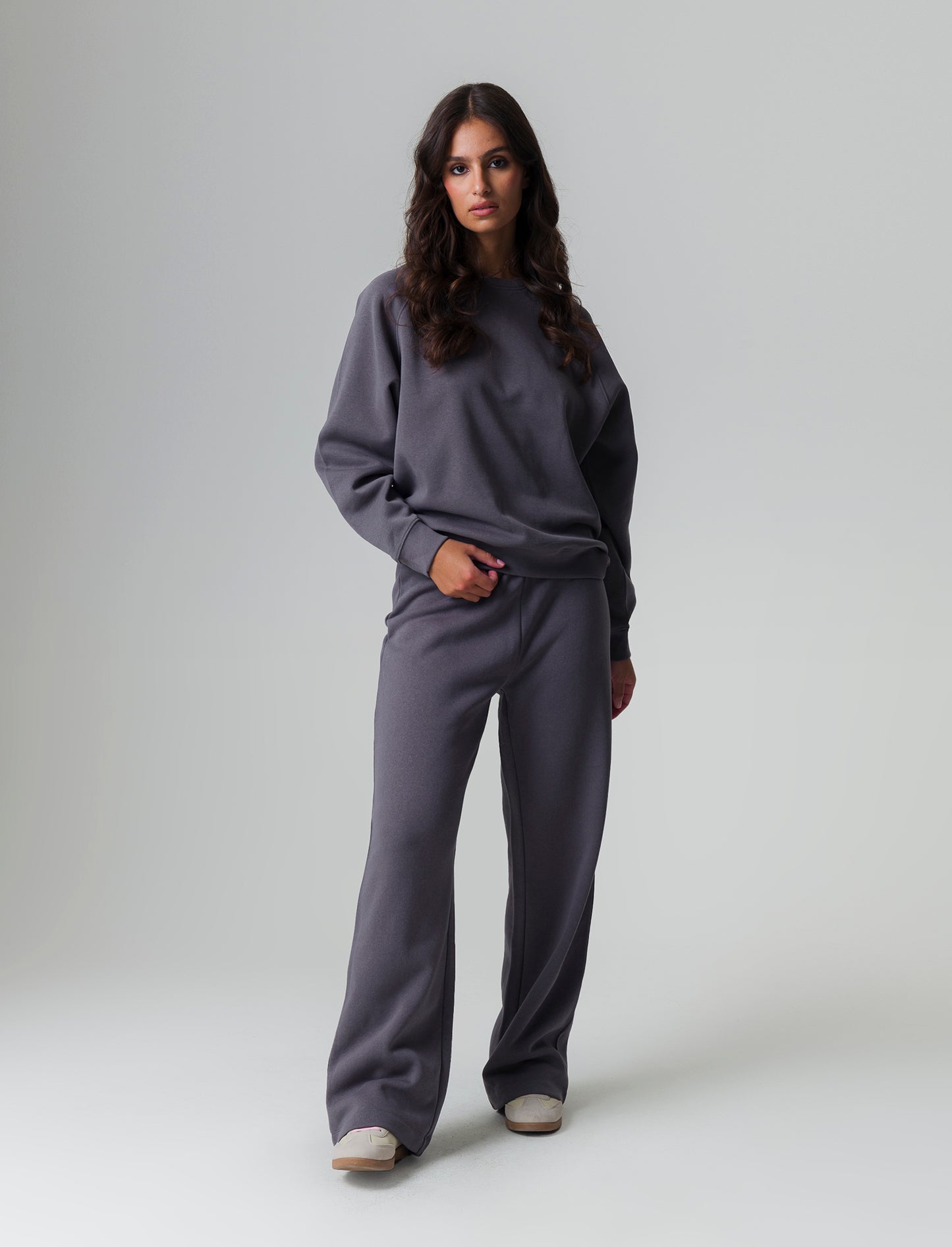 Jogger basico flare da donna - Grigio piombo