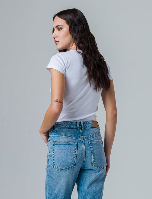 Woman's basic short sleeve t-shirt for men - White