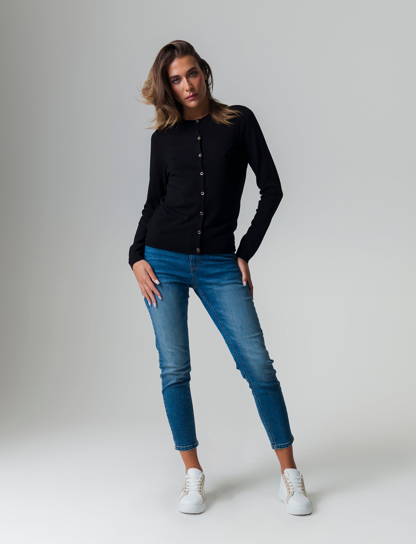 Cardigan basico da donna - Nero