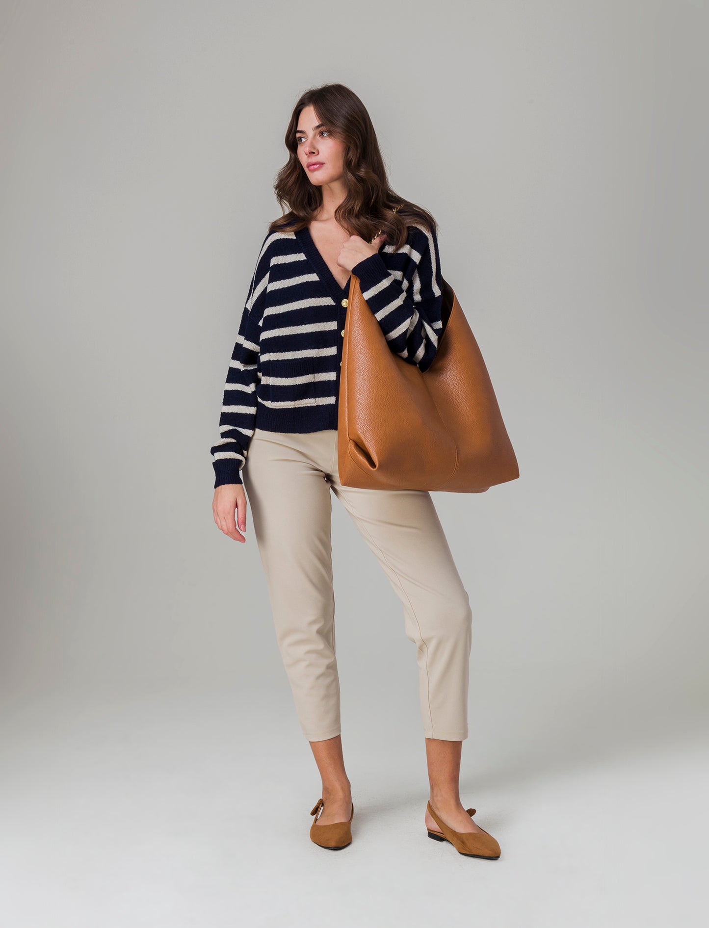 Cardigan con scollo a v da donna - var 2