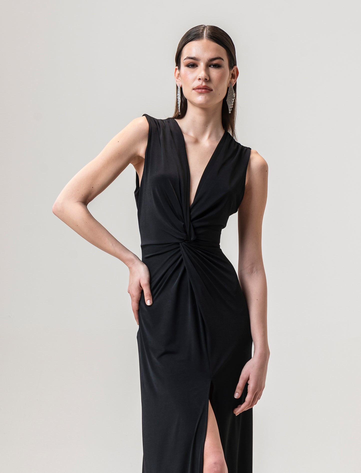 Elegant Sleeveless Crystal Detail Stretch Fabric Dress - Black