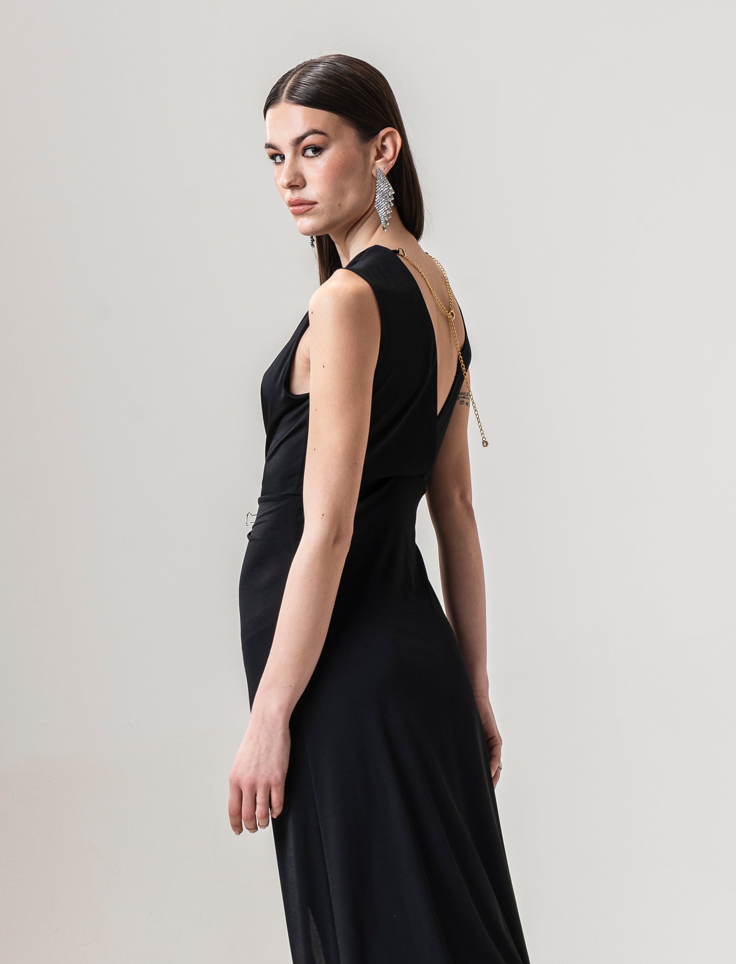 Elegant Sleeveless Crystal Detail Stretch Fabric Dress - Black