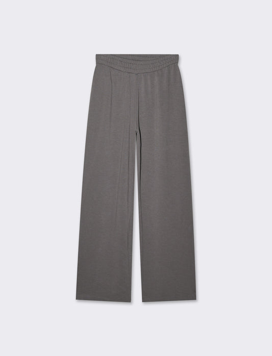 Woman's basic flare joggers for everyday comfort - Grey