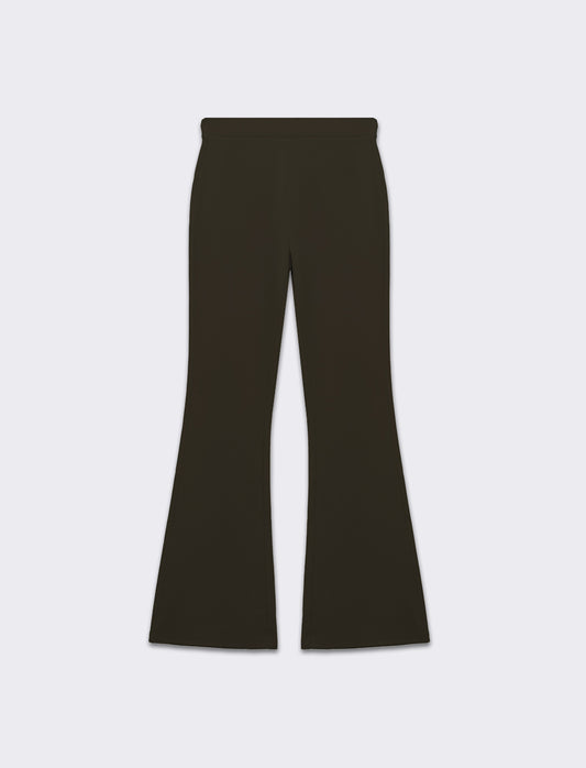 Woman's basic flare pants for everyday style - Green