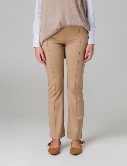 Woman's basic pants for everyday wear - Beige