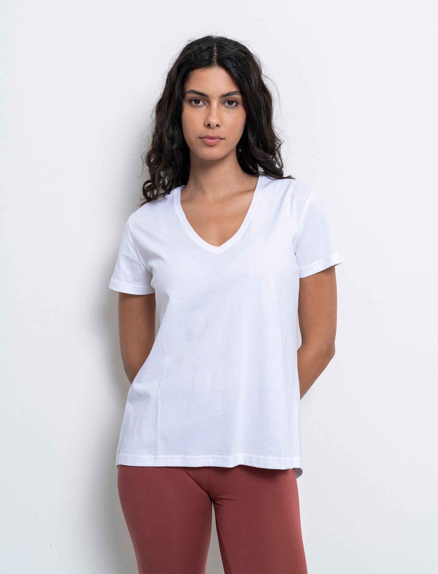 T-shirt scollo a v da donna - Bianco
