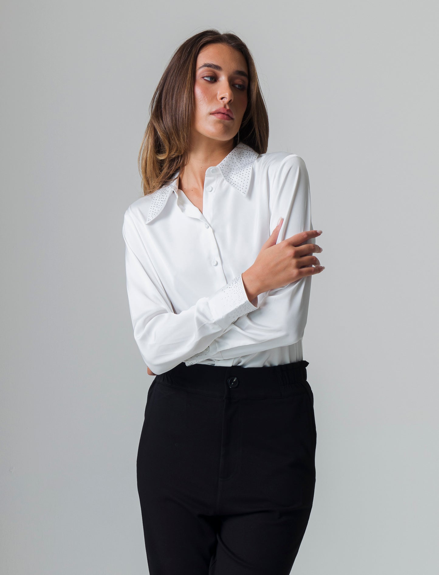 Woman's satin long sleeve shirt with neck embellishments - White