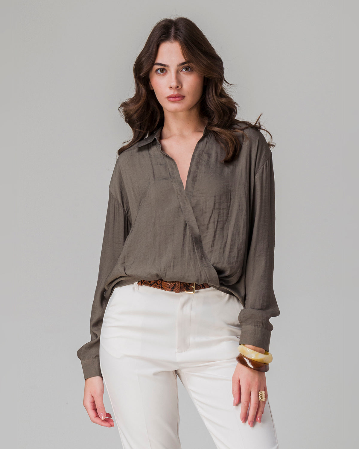 Woman's long sleeve cascading cardigan - Green
