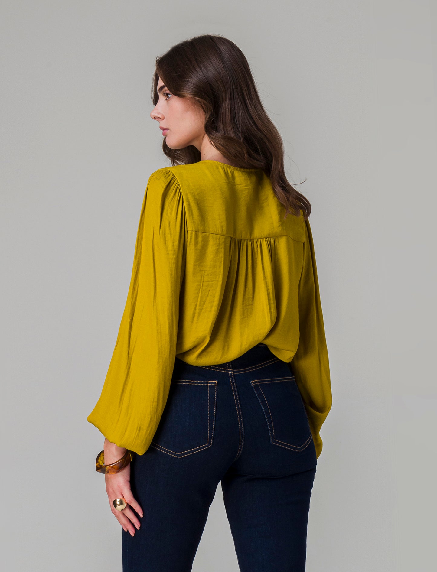 Woman's long sleeve cascading cardigan - Yellow