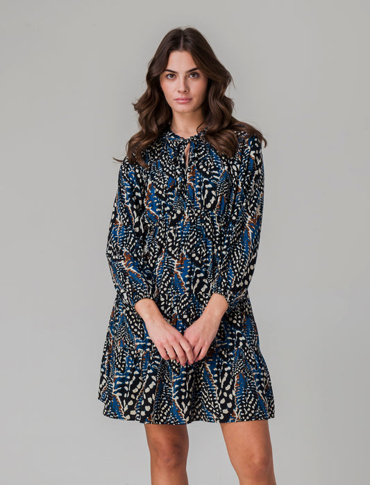 Vestito con collo alla coreana da donna - var 2