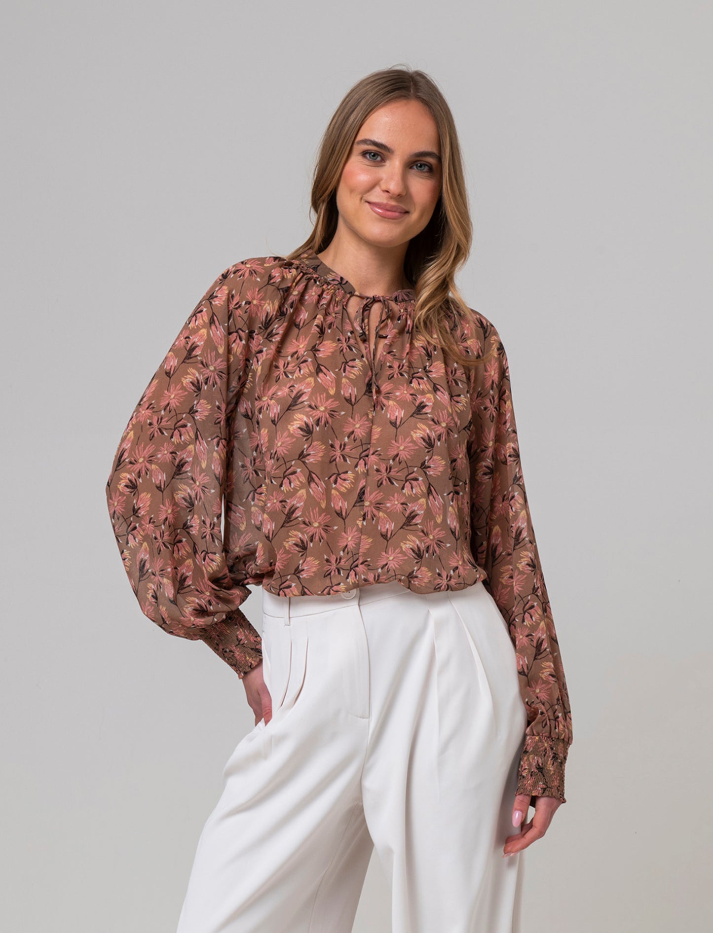 Casacca con collo alla coreana da donna - var 1