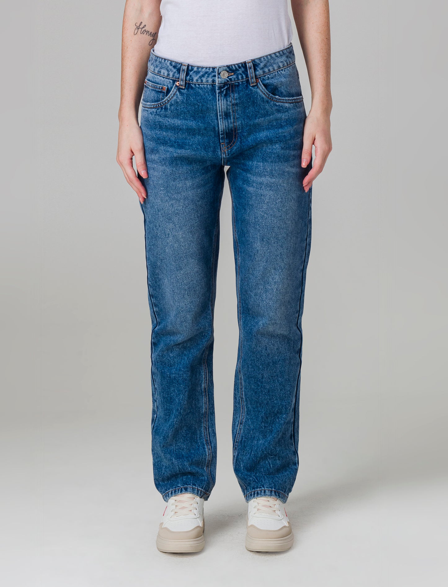 Woman's boyfriend jeans for a relaxed fit - Blue