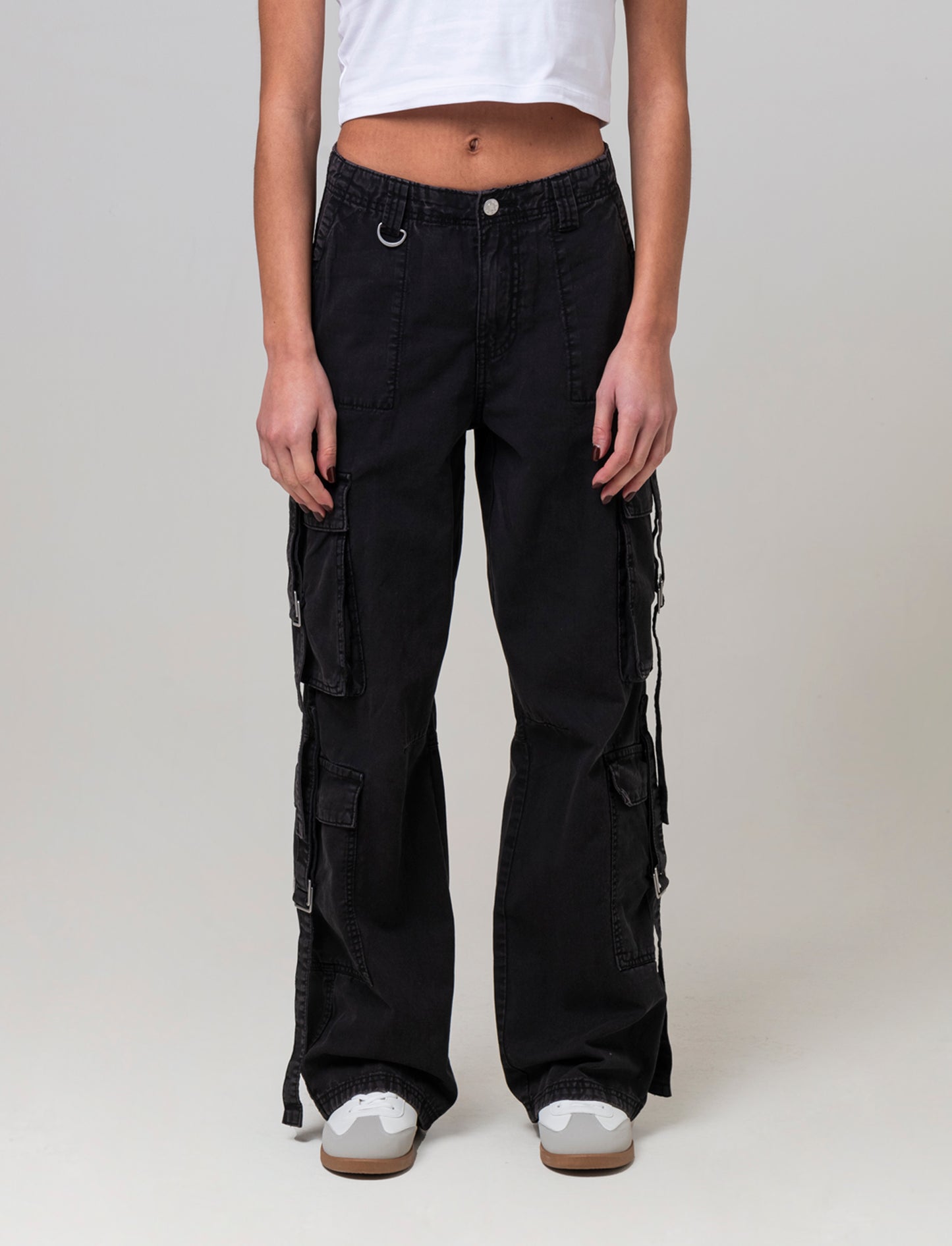 Woman's cargo pants with laces - Black