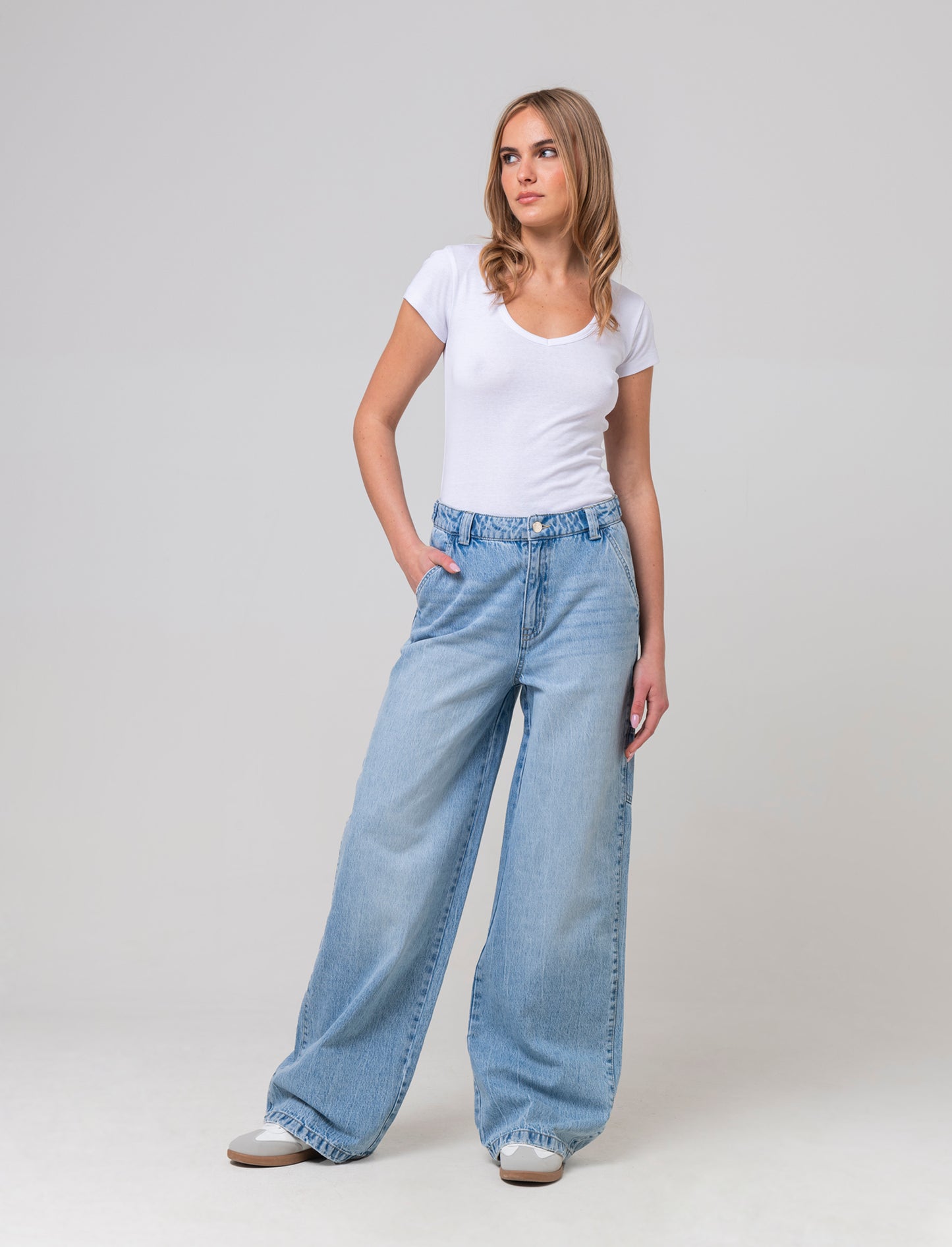 Woman's carpenter fit  jeans with adjustable waist - Blue