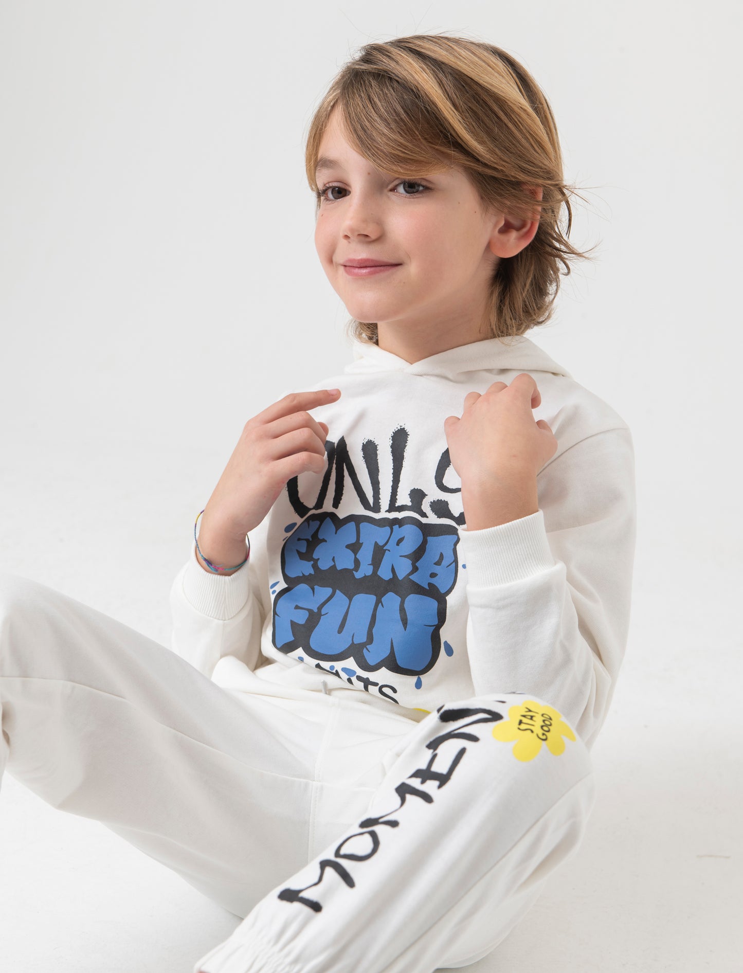Felpa chiusa con cappuccio da bambino - Bianco latte