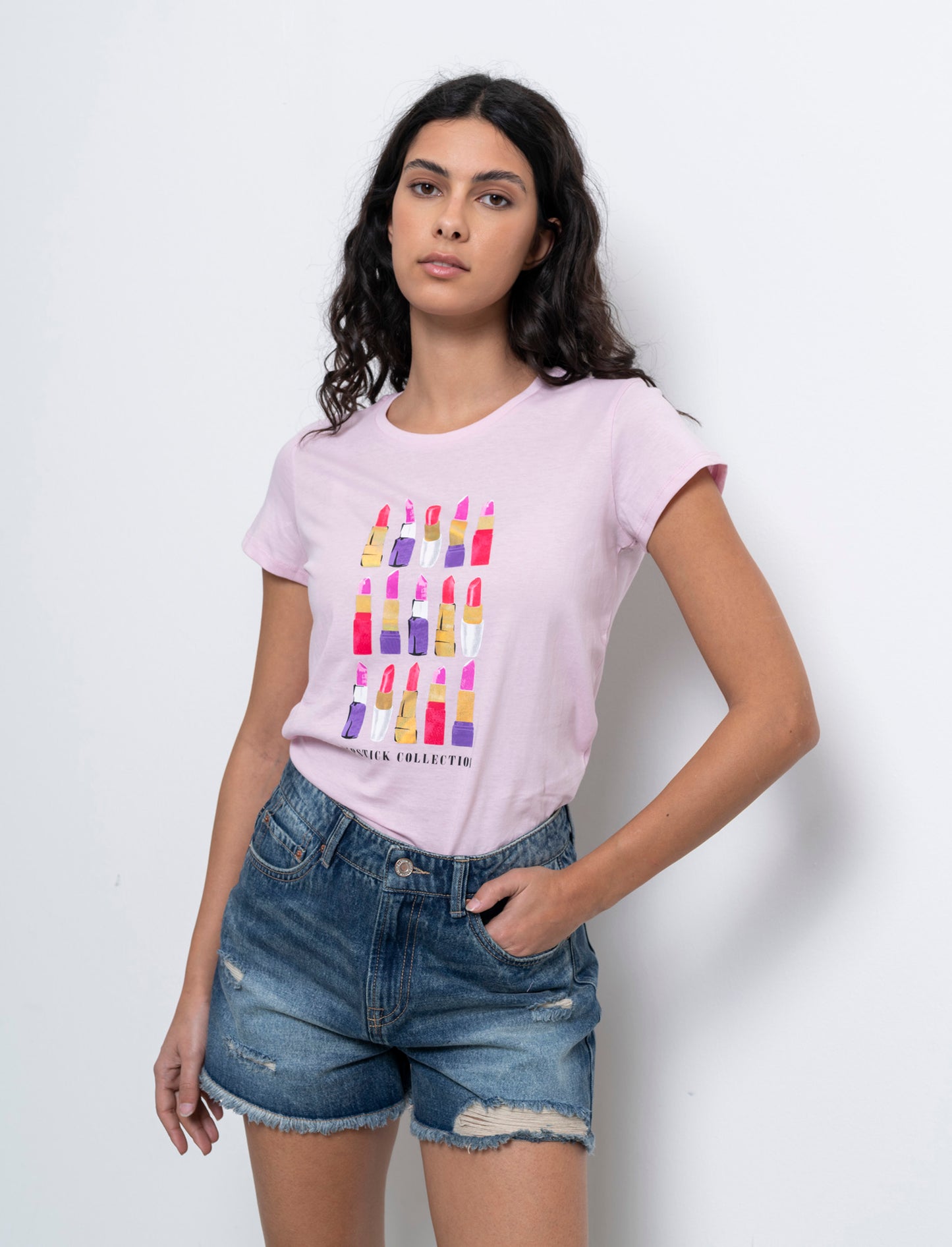 Woman's printed graphic t-shirt for casual wear - Pink