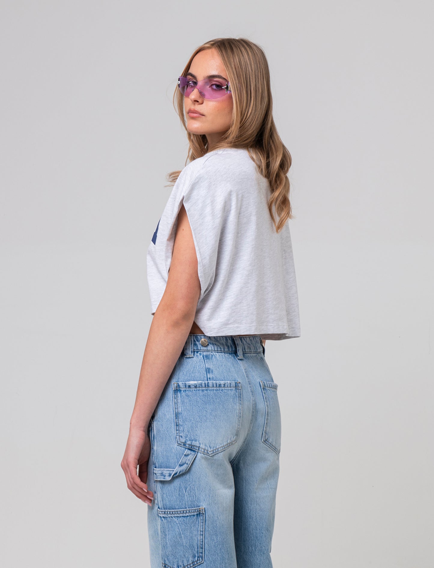 T-shirt crop con stampa da donna - var 2