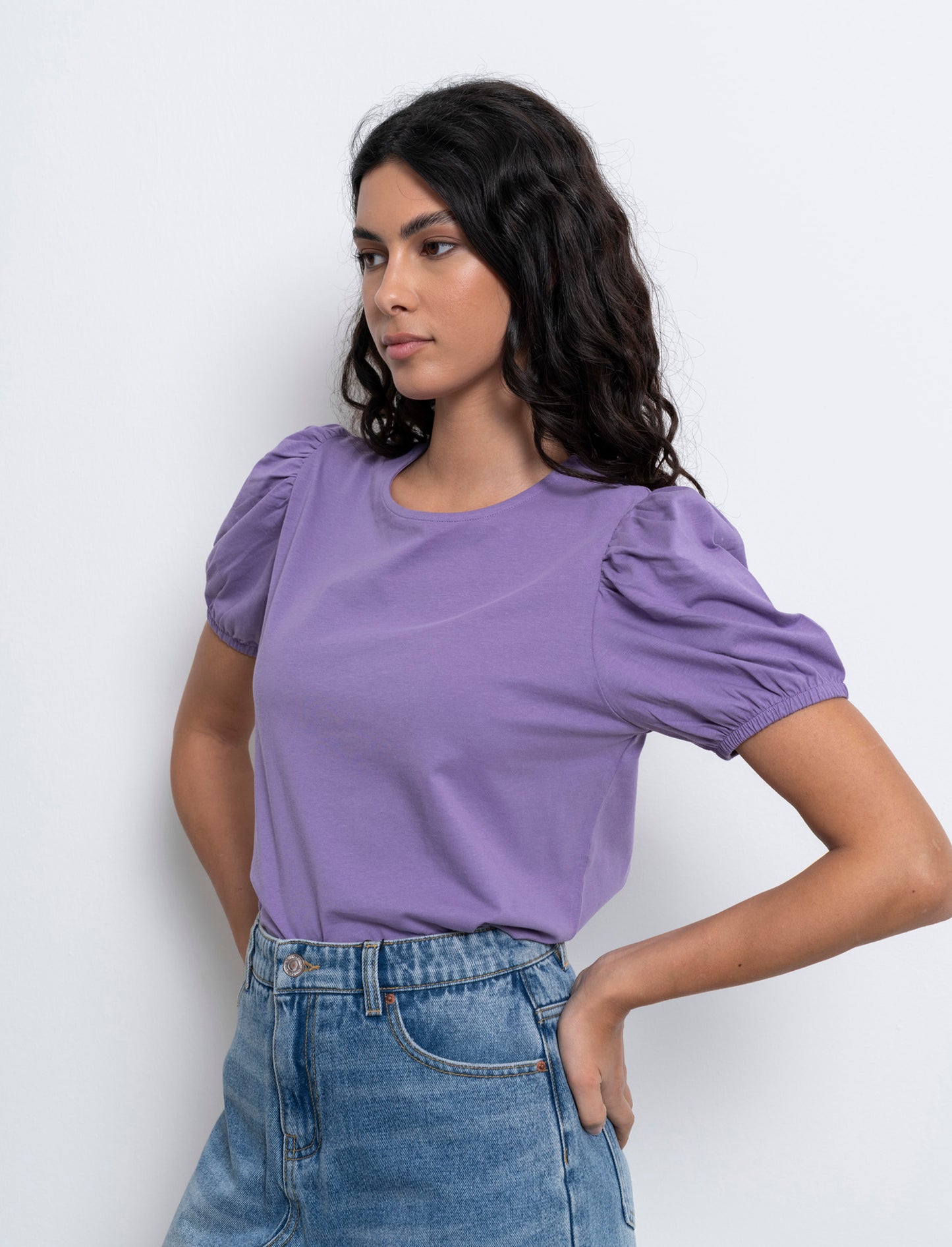 T-shirt con manica a sbuffo da donna - Lilla pervinca