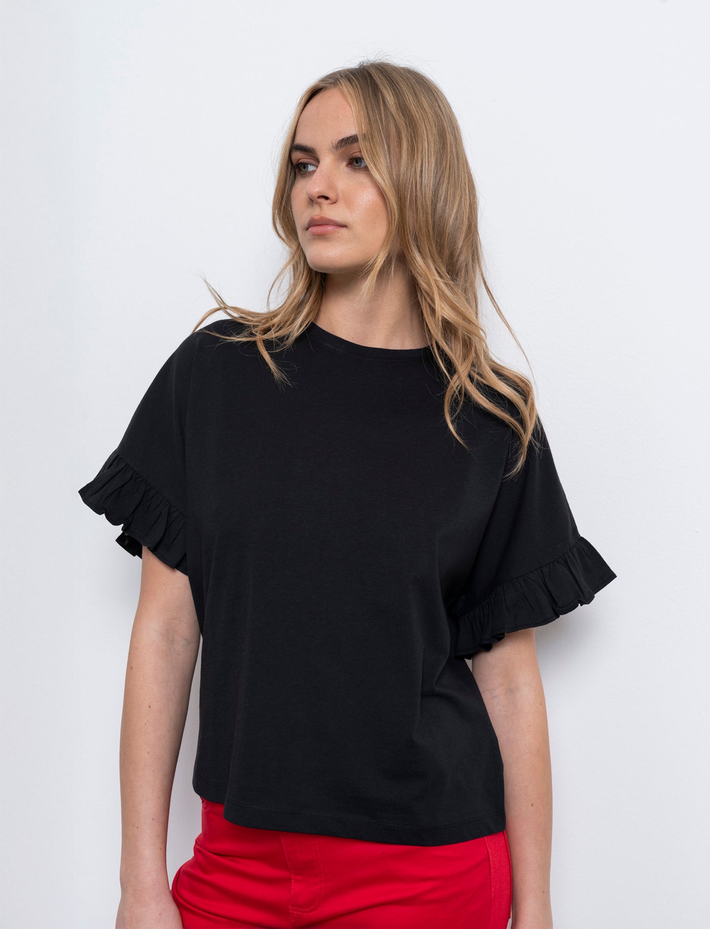 T-shirt con ruches da donna - Nero