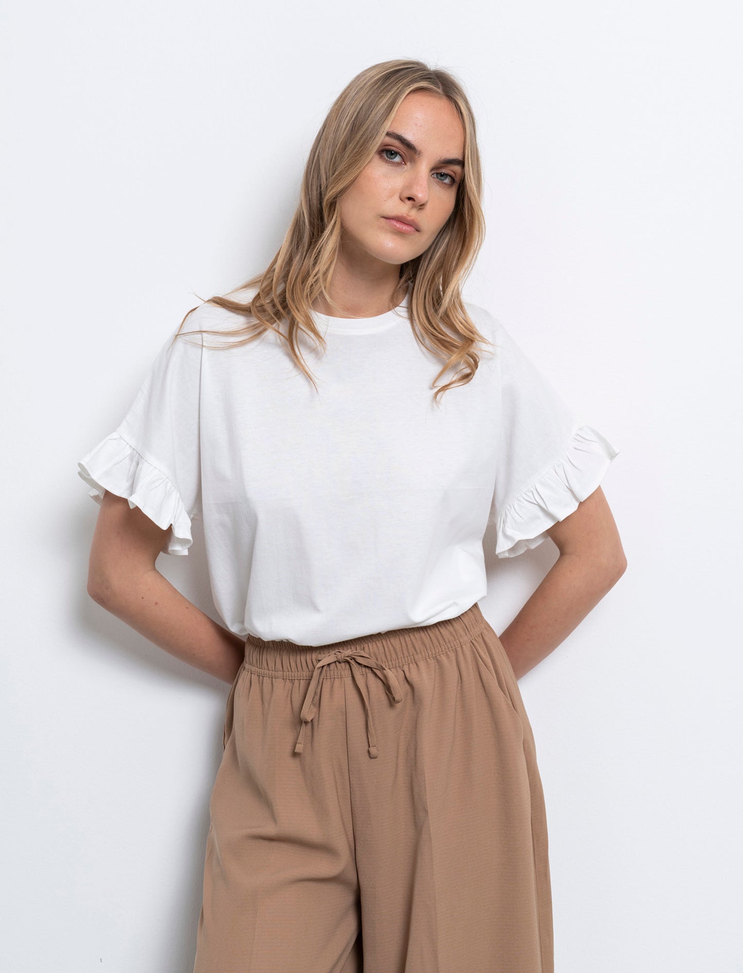 T-shirt con ruches da donna - Bianco latte