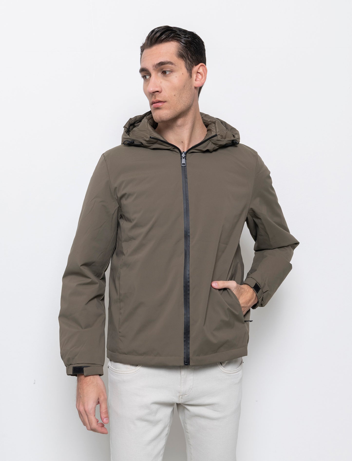 Man's reversible windproof jacket with hood - Green