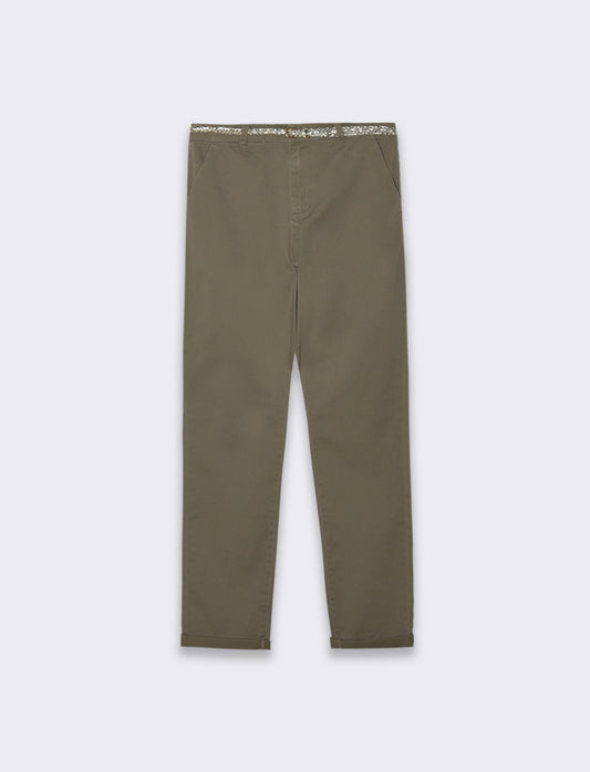 Woman's belted pants for stylish comfort - Green