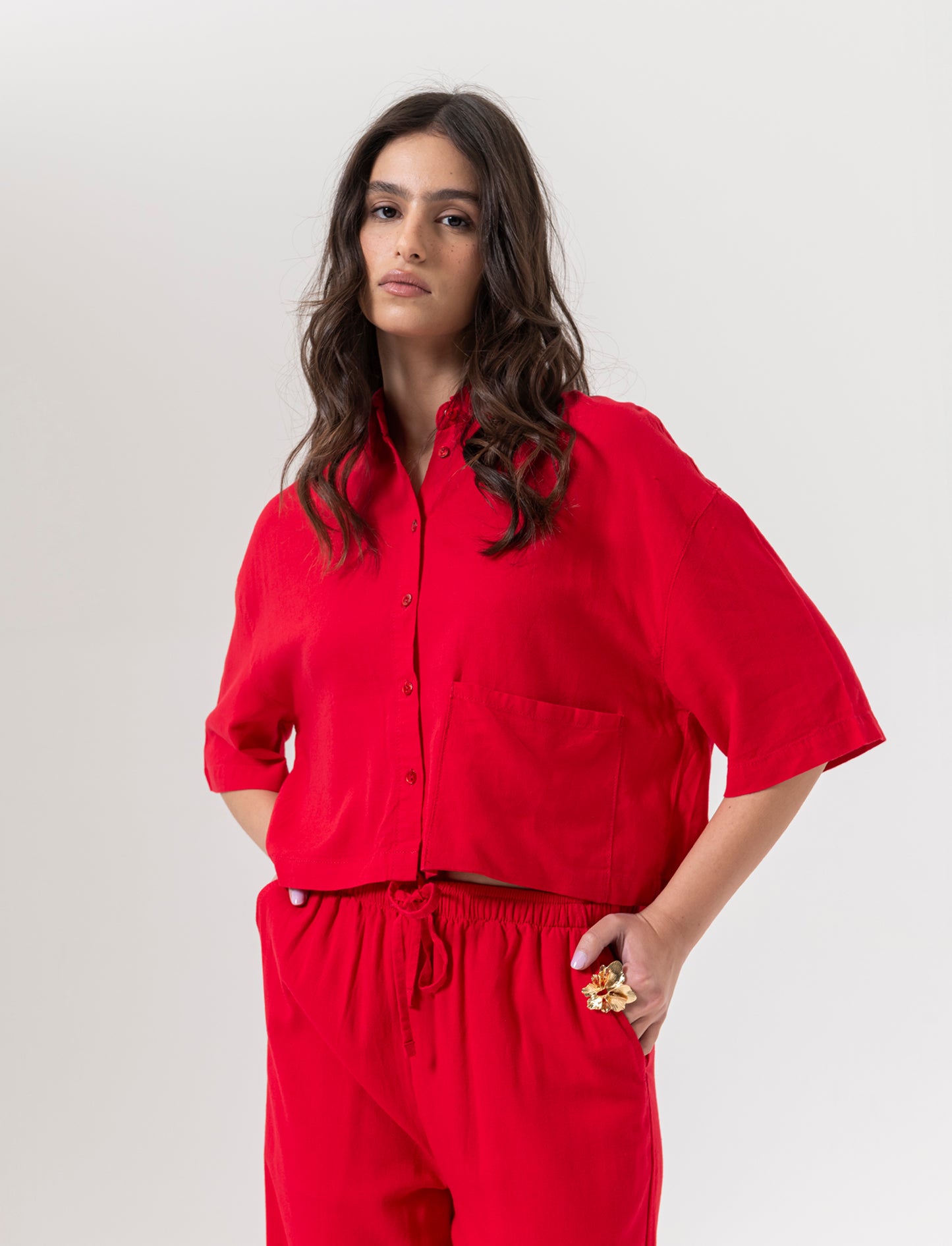 Camicia crop da donna - Rosso scarlatto