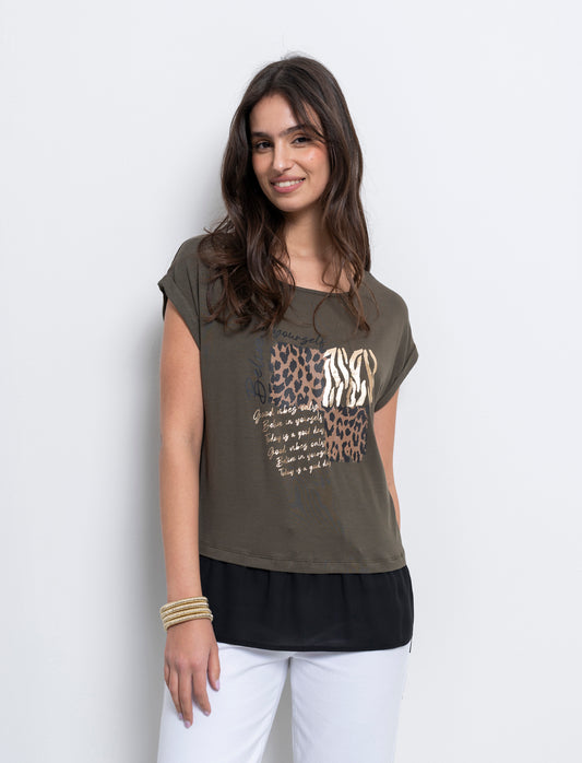 Woman's printed graphic t-shirt for casual wear - Green