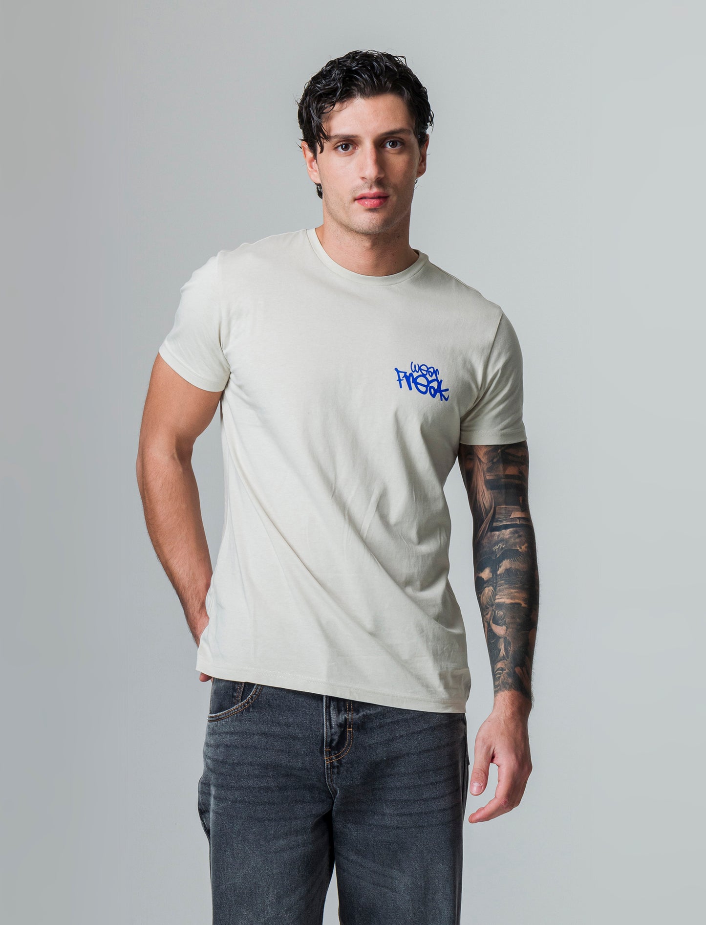 T-shirt in cotone con stampe regular fit da uomo - Grigio ghiaccio