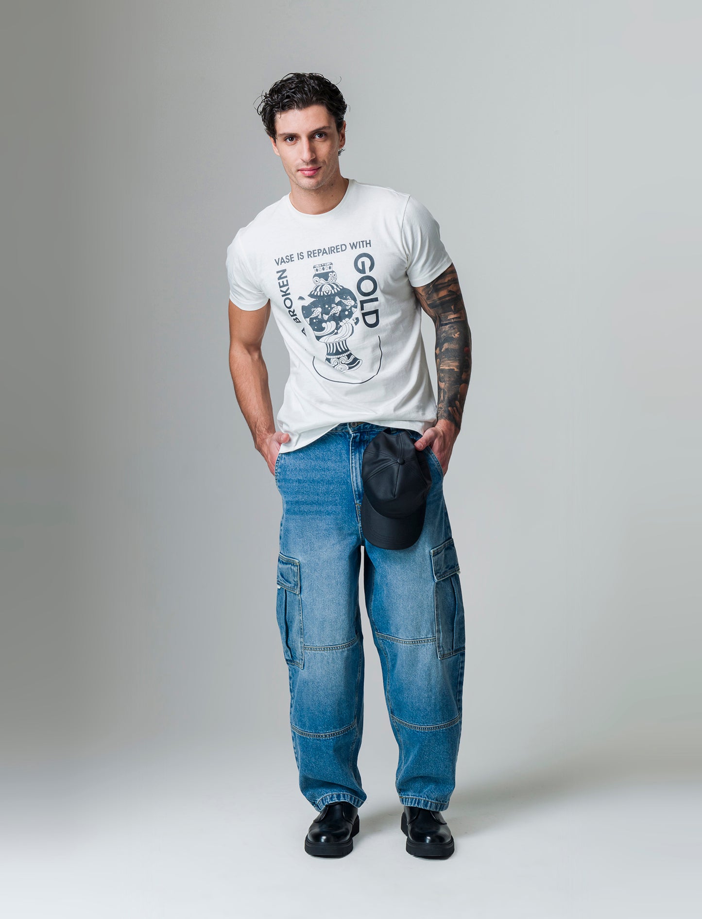 T-shirt in cotone con stampa regular fit da uomo - Bianco