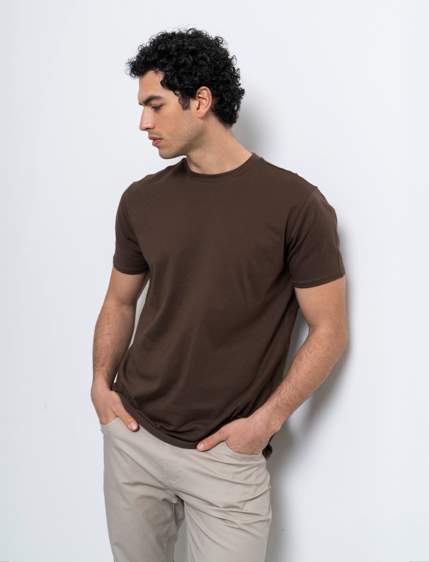 Man's premium cotton basic t-shirt regular fit - Brown