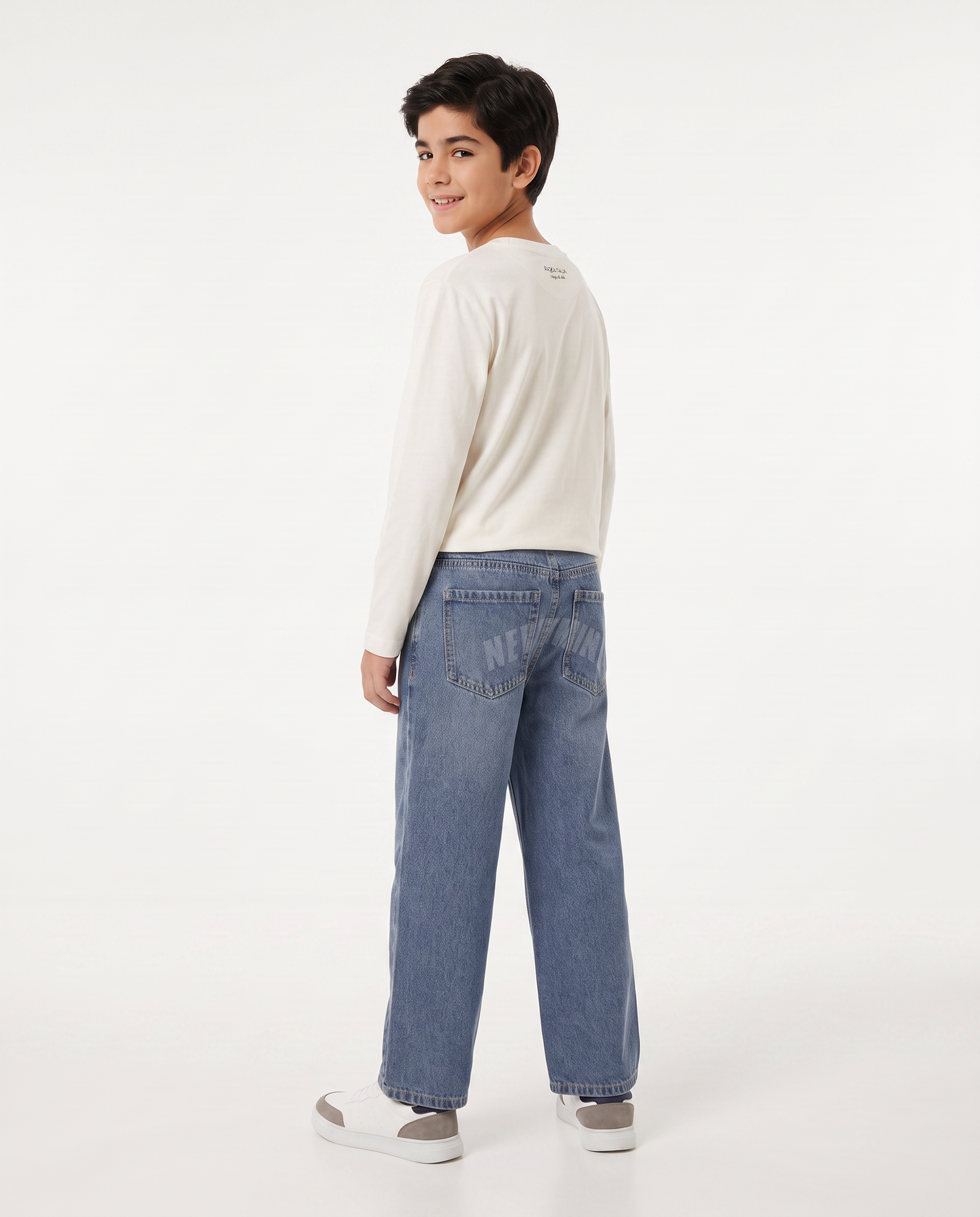 Jeans loose fit con scritta college - Denim