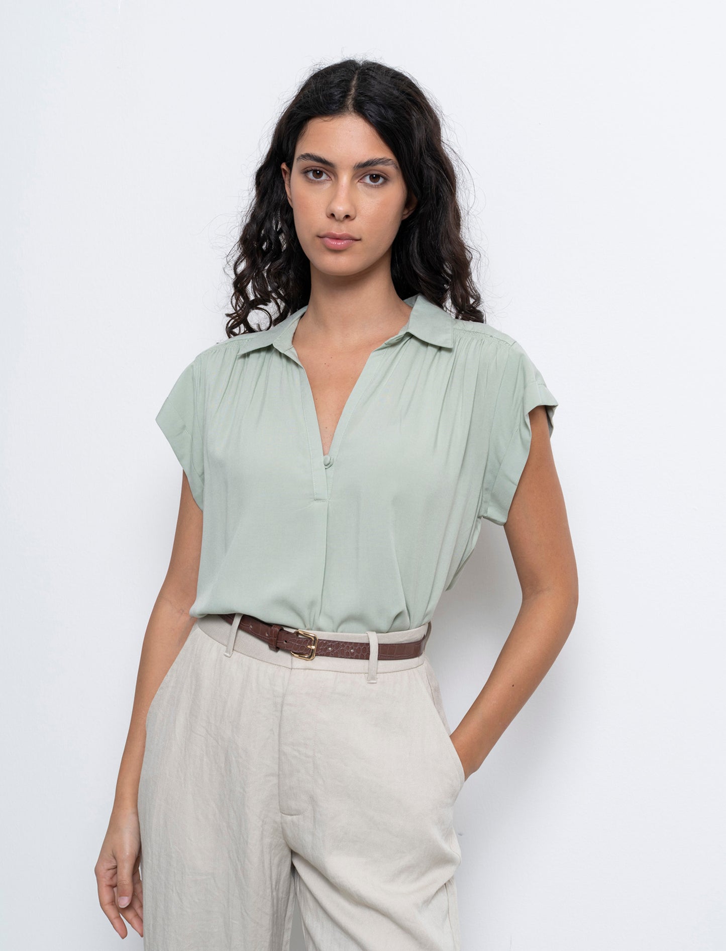 Woman's v-neck cascading top - Green