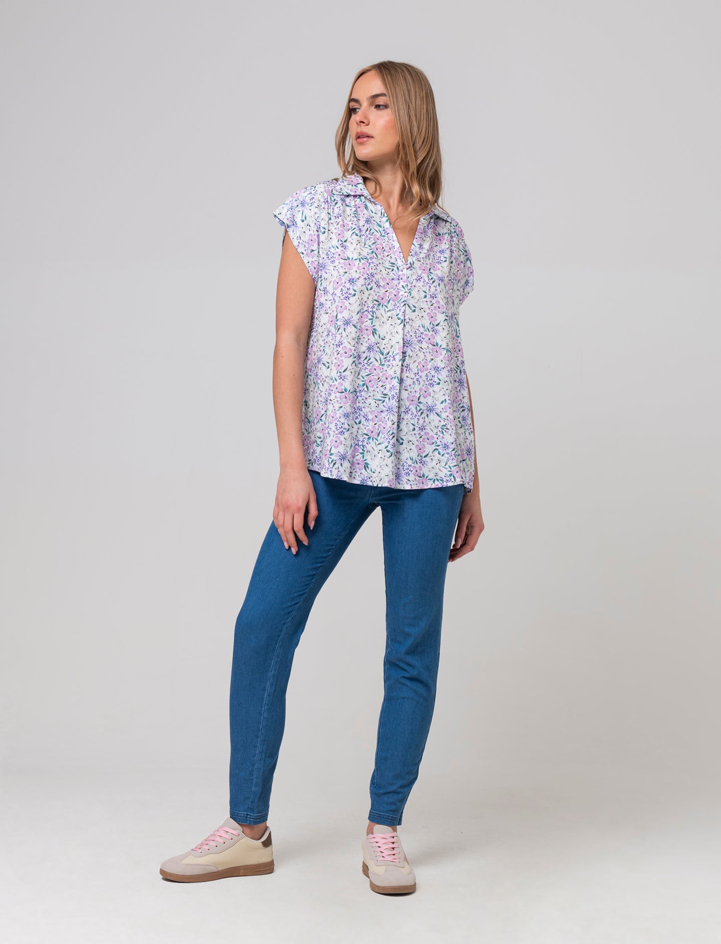 Woman's v-neck cascading top - 