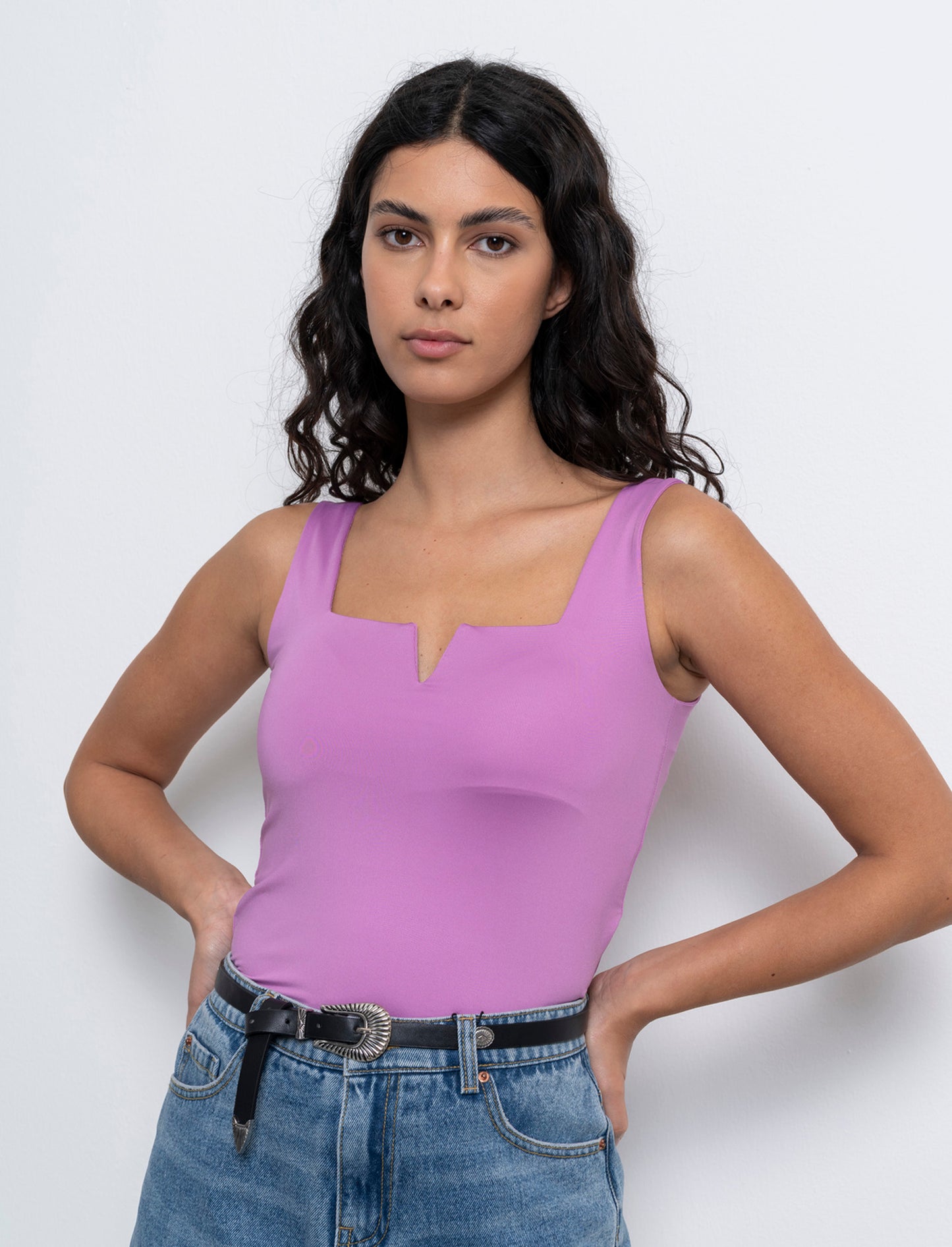 Top con spallina larga da donna - BEGONIA