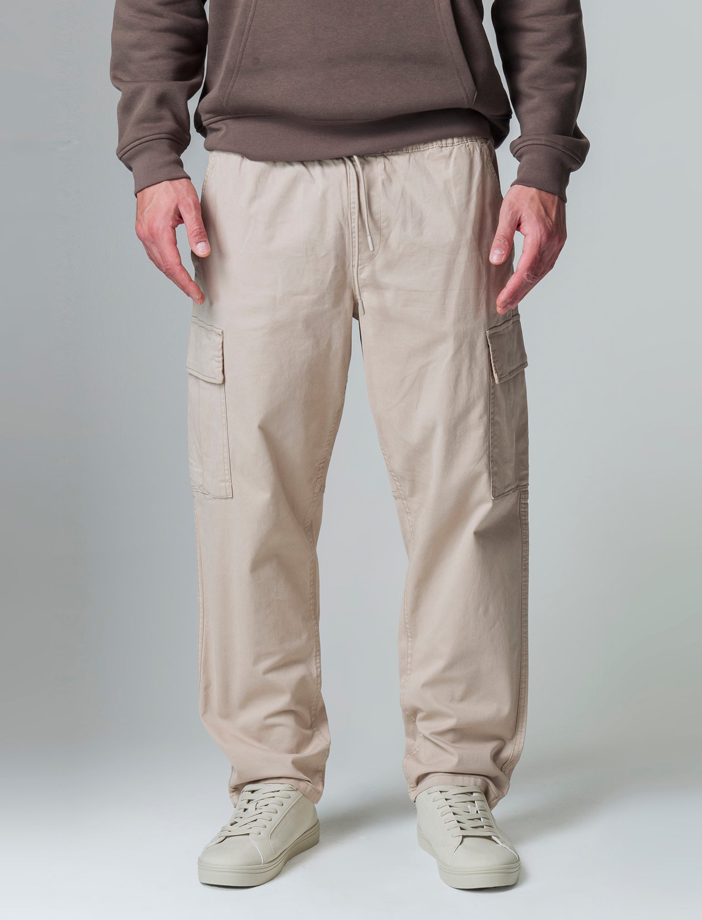 Man's relaxed twill cargo pants - Beige