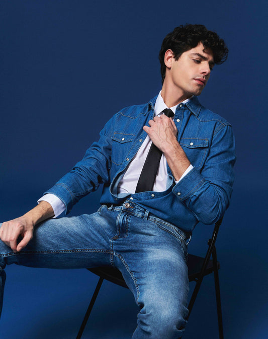 Man's denim shirt with pockets - Blue