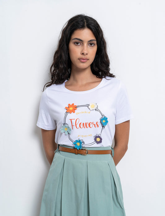 Woman's printed t-shirt with unique applications - 
