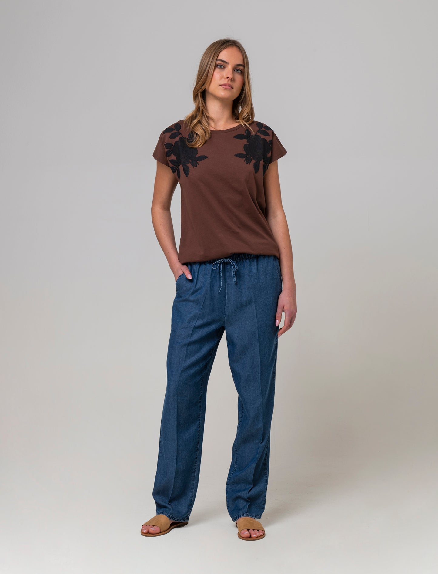 Pantalone con coulisse da donna - DENIM SCURO