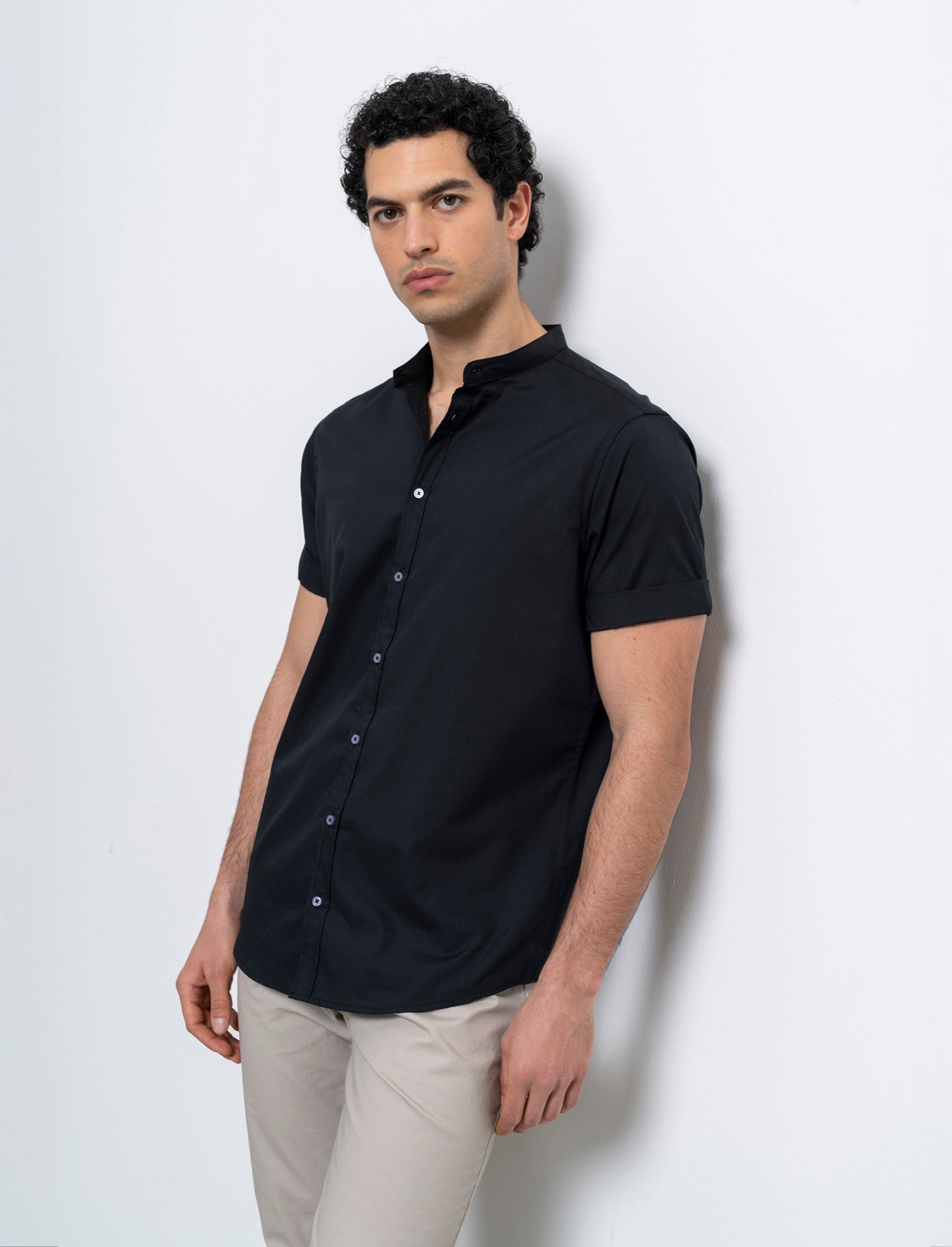 Man's basic regular fit easy iron shirt - Black