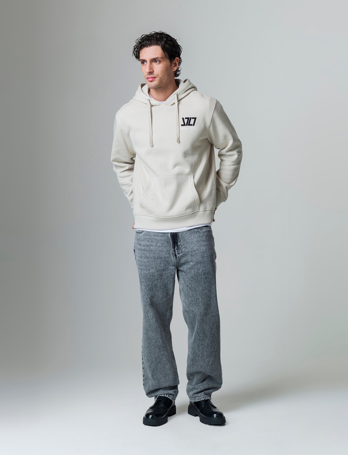 Felpa con stampe e cappuccio da uomo - Grigio ghiaccio