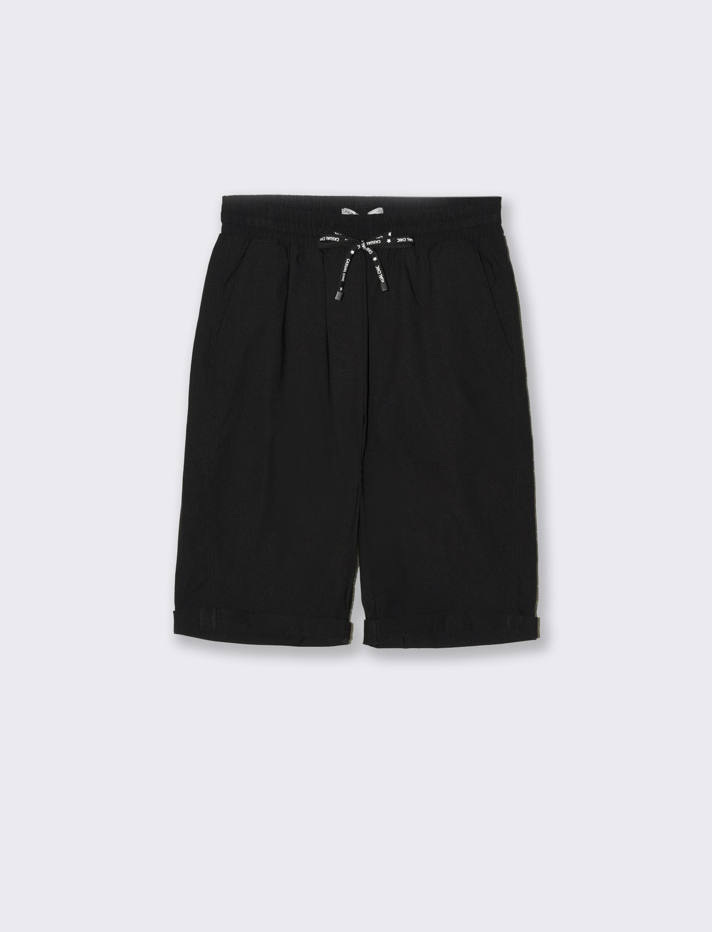 Bermuda con risvolto da donna - Nero