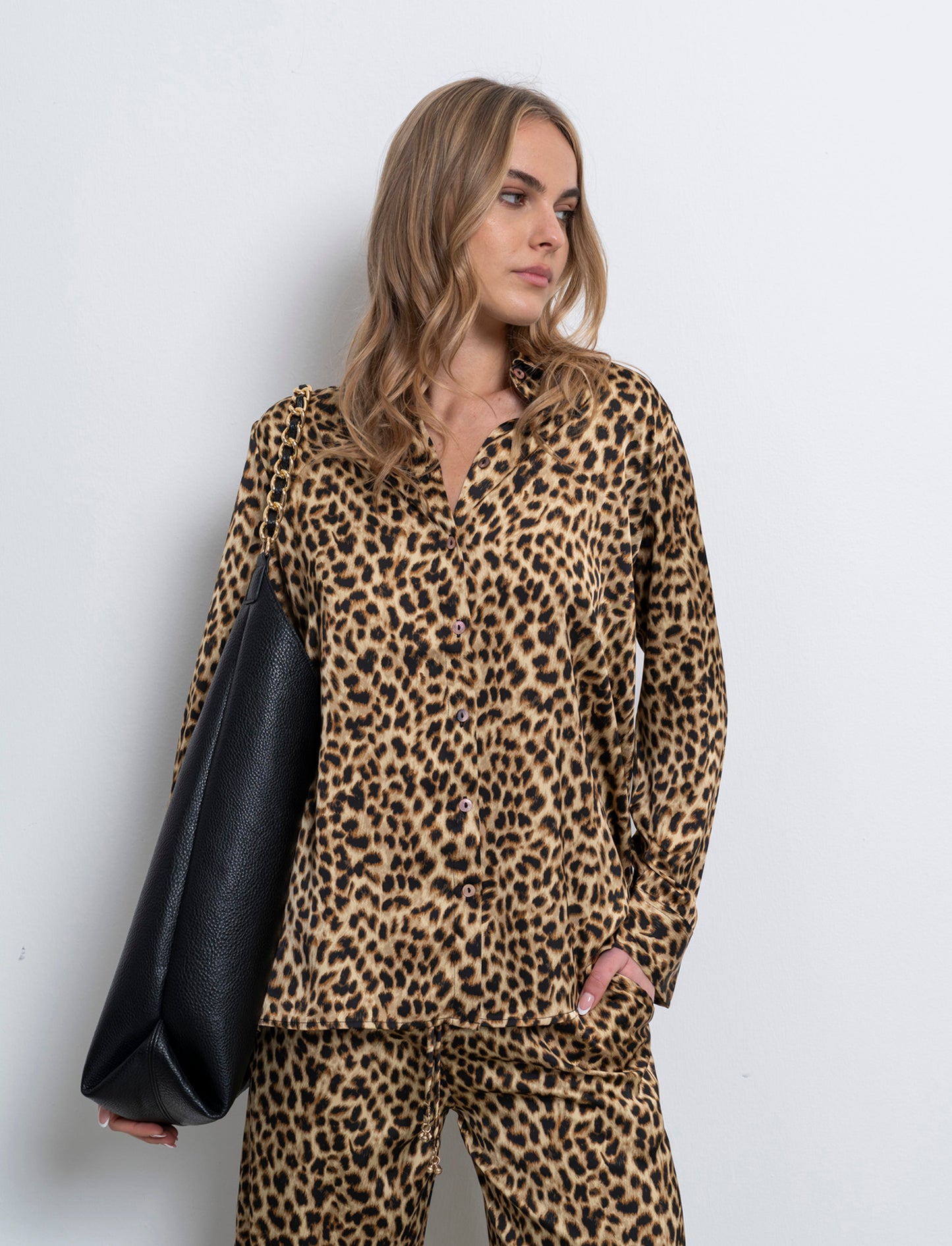 Camicia in satin da donna - var 1