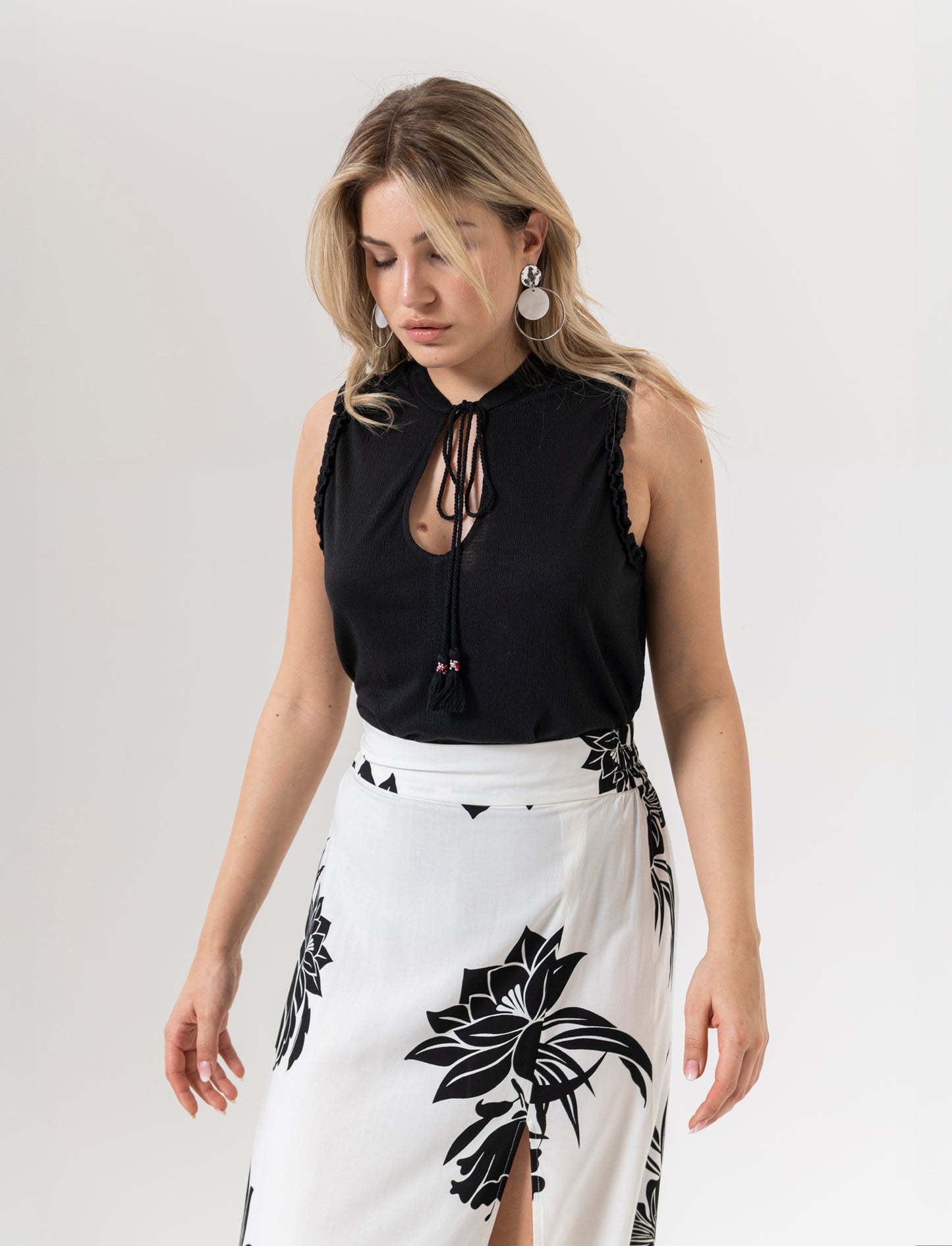 Top con scollo a V da donna - Nero