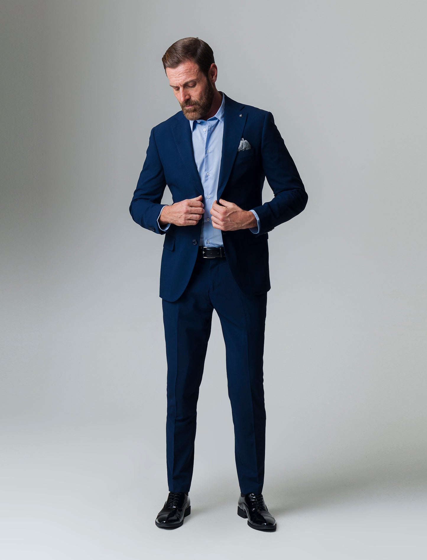 Man's formal fit blazer for complete look - Blue