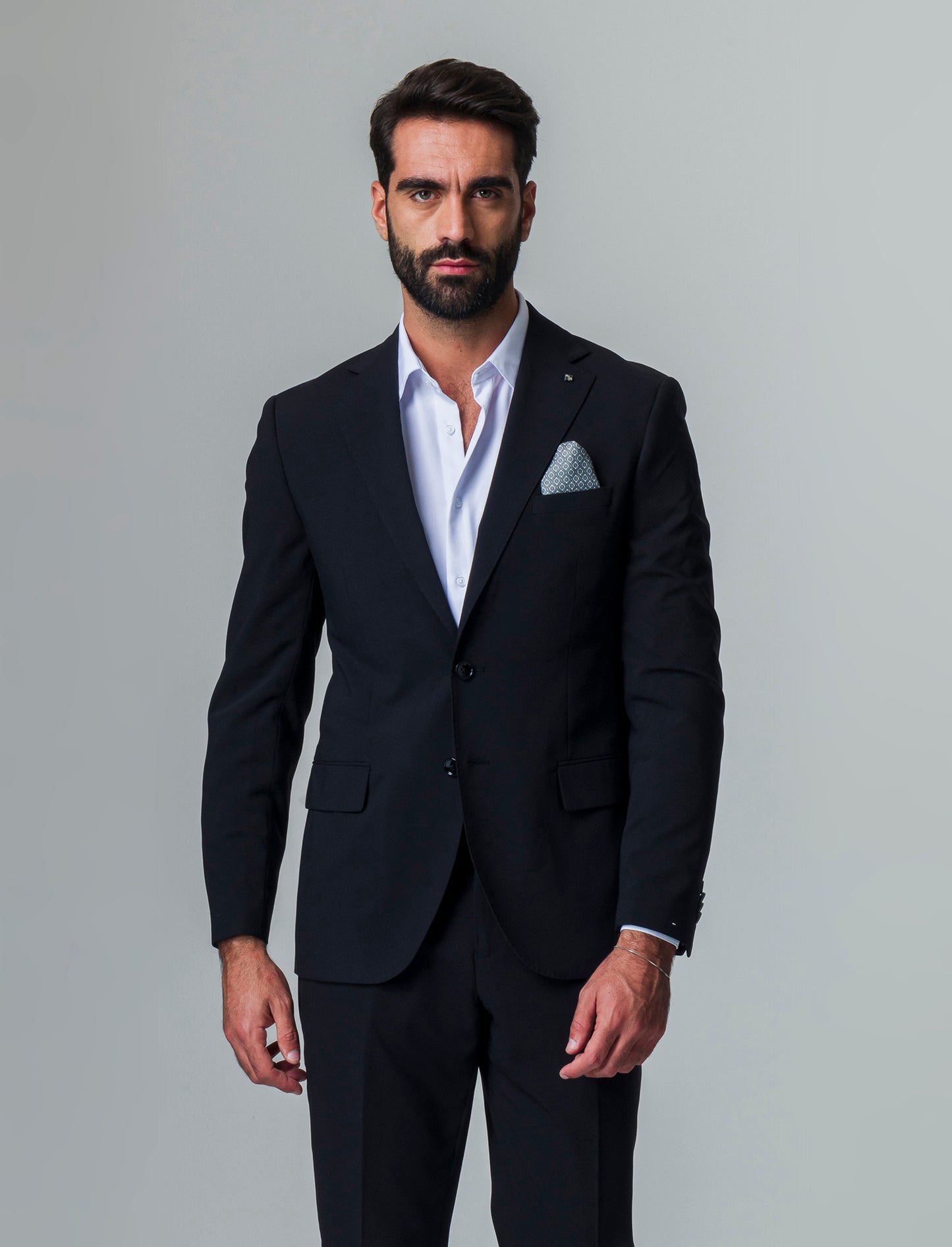 Man's formal fit blazer for complete look - Black