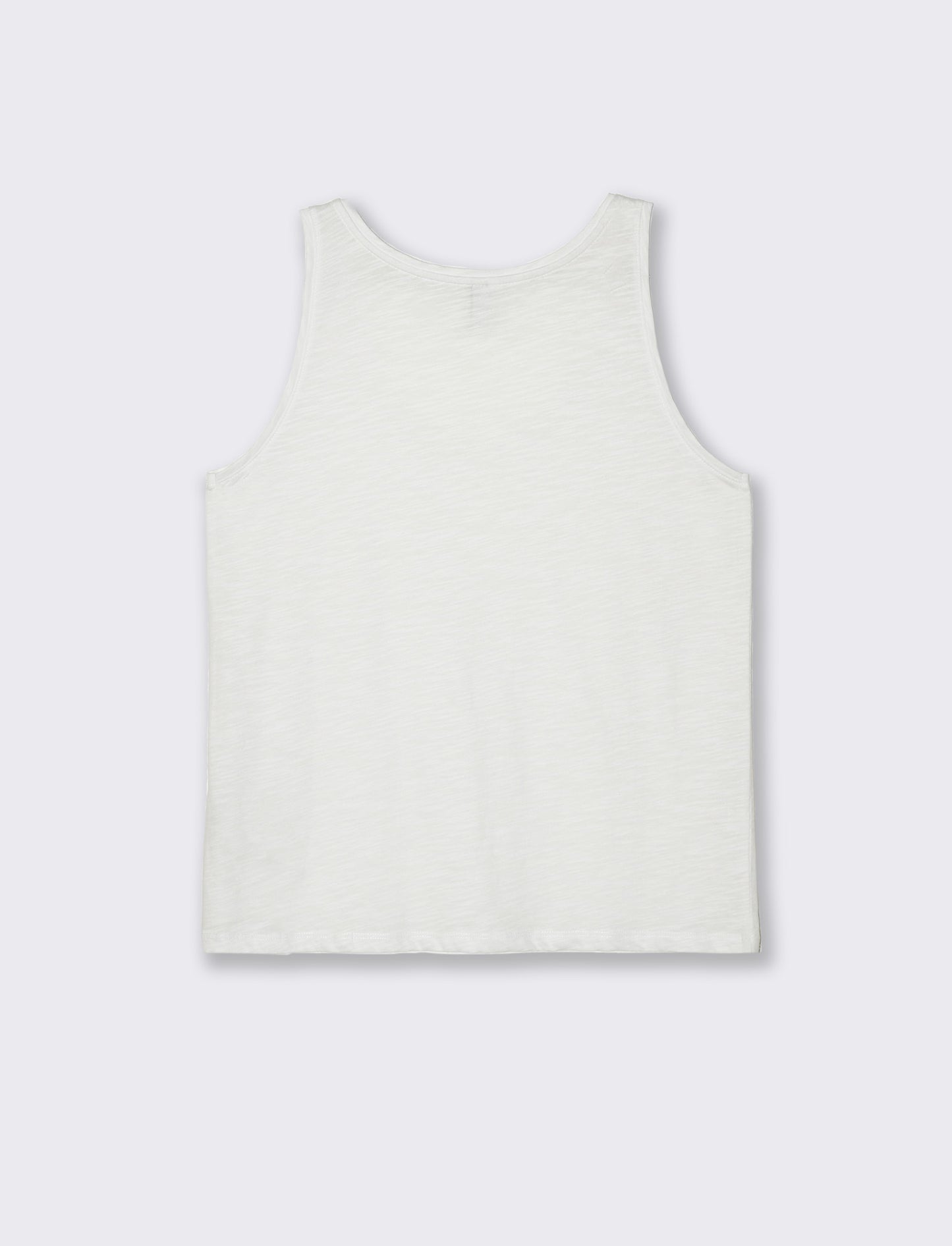 Woman's basic tank top for everyday wear - White