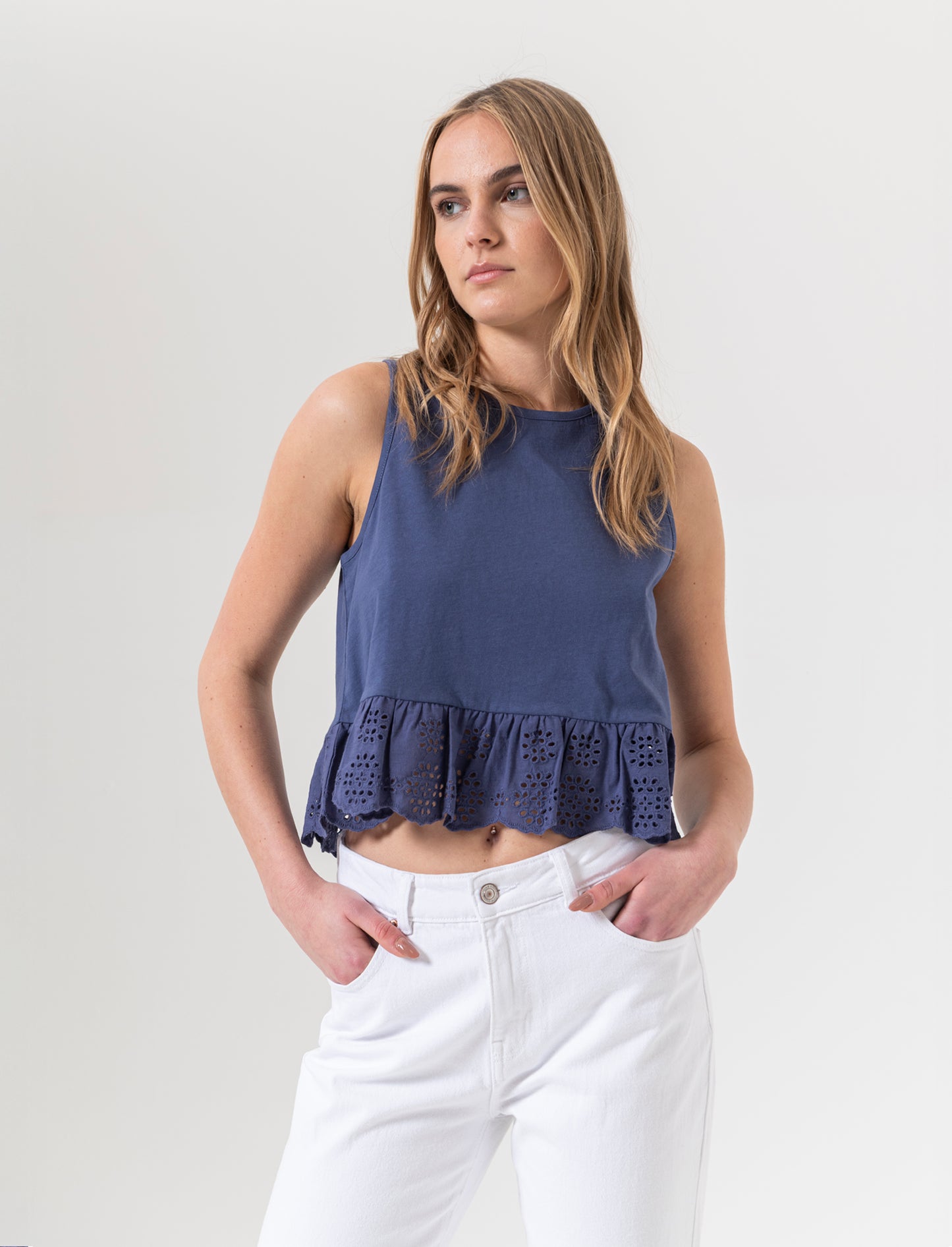 Top con volant da donna - Mirtillo