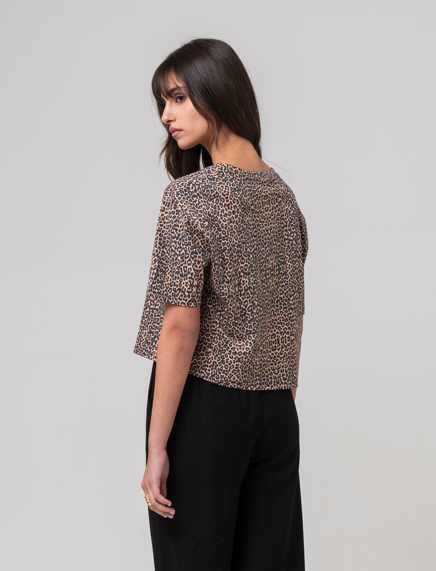 T-shirt sampata da donna - var 1